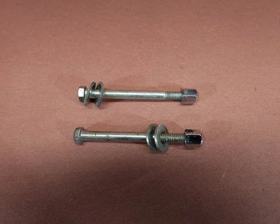 Болты крепления топливного бака 2000-2007 Harley Davidson Dyna Low Rider FXDL - Изображение 1 из 4