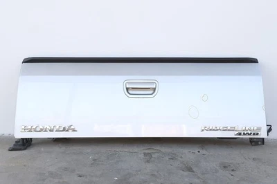 Maletero puerta trasera Honda Ridgeline 06-12 plateado 68100-SJC-A91, B019, OEM, 2006 Foto 1 de 4