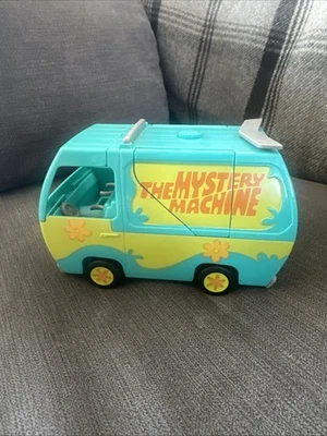 Scooby-Doo TRANSFORMING MYSTERY MACHINE Character Options Vehicle 2016 - Image 1 of 4