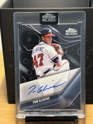 2023 Topps Cromo Negro Tom Glavine Automático - Tarjeta Autógrafo Atlanta Braves Salón de la fama Foto 1 de 2