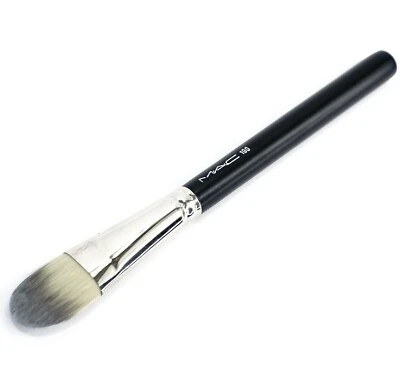 Mac Foundation Makeup Brush ~ 190 ~ Full Size (Brand New/No Box) - Image 1 of 4