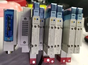 Control Ethernet SMC EX260-SEN2 con 7 SY5200-5UI con garantía y envío gratuito - Imagen 1 de 5