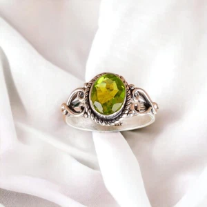 Peridot Natural Gemstone Ring for Women 925 Sterling Silver Christmas Gift - Picture 1 of 4