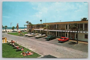 Glass House Apartment Motel Clearwater Beach FL Florida Postcard - Picture 1 of 2