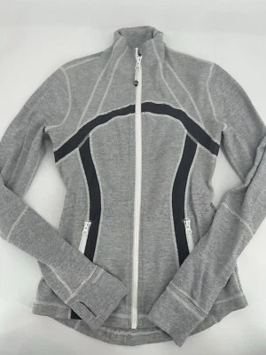 Lululemon Women’s Define Jacket Full Zip Gray White Stripe Thumbholes 6 - Image 1 of 4