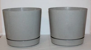 2 Dynamic Design SDC8 Gray Speckled Planters, 8-1/4" Diameter X  7-1/2" Tall - Picture 1 of 7