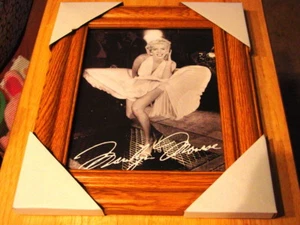 MARILYN MONROE 11X13 MDF FRAMED PICTURE POSTER #2 ( WOOD LOOK FRAME ) - Picture 1 of 1