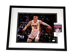 Miami Heat Tyler Herro Signed 11x14 Photo 16x20 Black Wood Frame JSA COA - Picture 1 of 5