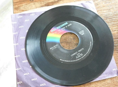 CONWAY TWITTY AFTER ALL THE GOOD IS GONE / GOT A GOOD THING G  45 RPM RECORD 064 - Image 1 of 2