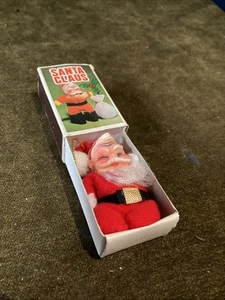 Babbo Natale Matchbox Doll - Mini Bean Doll (Confezione) Vintage 7 X 4 X2,5 Cm - Foto 1 di 7