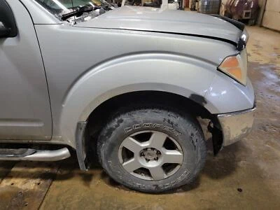 05-21 NISSAN FRONTIER PASSENGER RIGHT FRONT SIDE FENDER SILVER PAINT K12 - Image 1 of 4