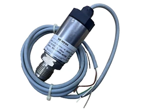 SIEMENS QBE2002-P20090924A Pressure Transmitter 0 to 20 bar 0..10V DC G1/2 - Picture 1 of 6