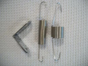 FMR CHROME THROTTLE DUAL RETURN SPRINGS WITH BRACKET FITS CHEVY FORD MOPAR, 6052 - Foto 1 di 3