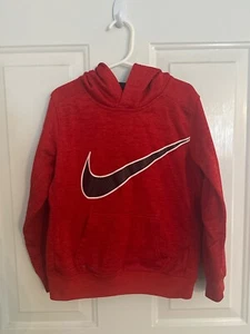 Nike logo Dri-Fit Hoodie Boys or kids 6-7yrs Red Pullover Sweatshirt Polyester - Picture 1 of 5
