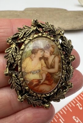 Vintage Hand Painted Couple Lovers Porcelain Flower Cameo Brooch Pin Jewelry 🤎 - Image 1 of 4