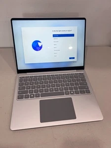 Microsoft Surface 2024 Laptop 13" Copilot+ Snapdragon X Plus 16GB Ram 256GB SSD - Bild 1 von 20