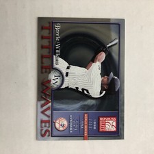 BERNIE WILLIAMS 2001 Donruss Elite Title Waves insert foil numbered 1951/1998