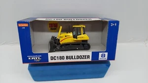 ERTL New Holland DC180 Bulldozer Die Cast 1/50 - Picture 1 of 1