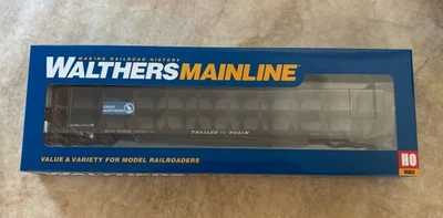Walthers Mainline 910-8209 HO Scale 89' Flatcar w/Tri-Level Open Auto Rack GN - Image 1 of 3