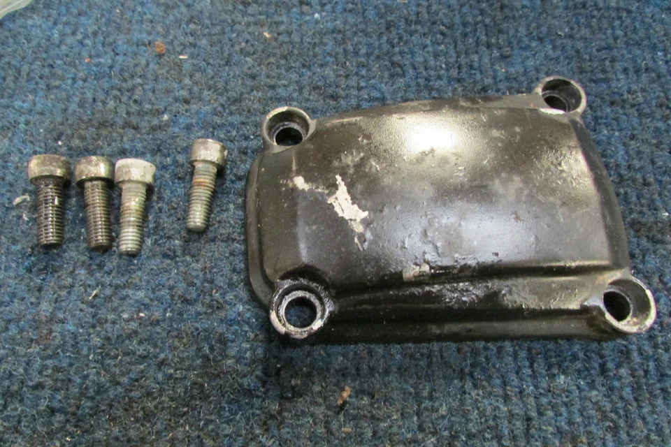 OEM DUCATI/CAGIVA INDIANA 650 350 87 CUBIERTA VÁLVULA ESCAPE CILINDRO DELANTERO Foto 1 de 1