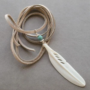 Large Bone Feather Suede Cord Tie Choker Necklace Bohemian Boho Tribal Statement - Picture 1 of 4