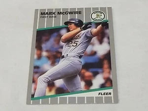 Mark McGwire 1989 Fleer #17 conjunto base atletismo de Oakland - Imagen 1 de 2