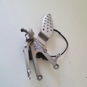 TRITTBRETT VORNE RECHTS BREMSHEBEL YAMAHA R6 1999 2000 2001 2002 - Bild 1 von 12