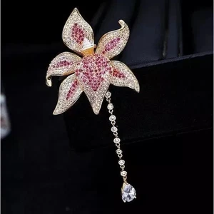 2Ct Round Cut Women's Flower Brooch Pin Lab Created Ruby 14K Yellow Gold Plated - Picture 1 of 8