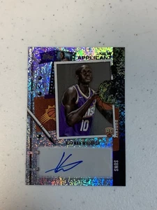 Topps Khaman Maluach 2025 nuevo solicitante lámina holográfica plateada automática #NA-KM RC - Imagen 1 de 2