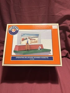 Lionel 6-14148 O Operating Billboard Sign Men Vignette Brand New Worth a Look!! - Picture 1 of 5