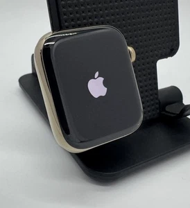 Apple Watch Series 7 - 45mm - CASSA ACCIAIO INOX ORO (GPS + LTE) *MOLTO BUONO* - Foto 1 di 13