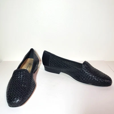 Liz Claiborne Black Leather Woven Loafers Women's Almond Toe Size US 10M - Image 1 of 4