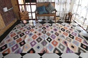 Rugmoda weiße Basis mehrfarbig geometrische Symmetrie Panja Webstuhl Baumwollteppich - 5x8 Fuß - Bild 1 von 7