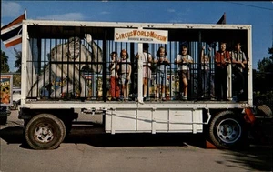 Gorilla Cage Wagon Circus World Museum Baraboo Wisconsin vintage postcard m451 - Picture 1 of 2