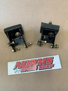 Mopar A Body Engine Motor Mounts Dart Valiant Barracuda 1963-1966 V8 273 318 - Picture 1 of 2
