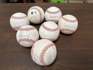 Signed MLB J. Quintana, M. Latos,  A. Rienzo, C. Sanatana, & A. Gonzalez - Picture 1 of 8