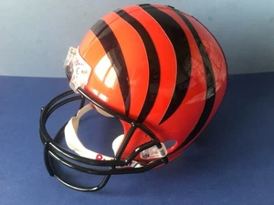 Casco Riddell tamaño completo de los Cincinnati Bengals réplica NFL años 90 - Imagen 1 de 7