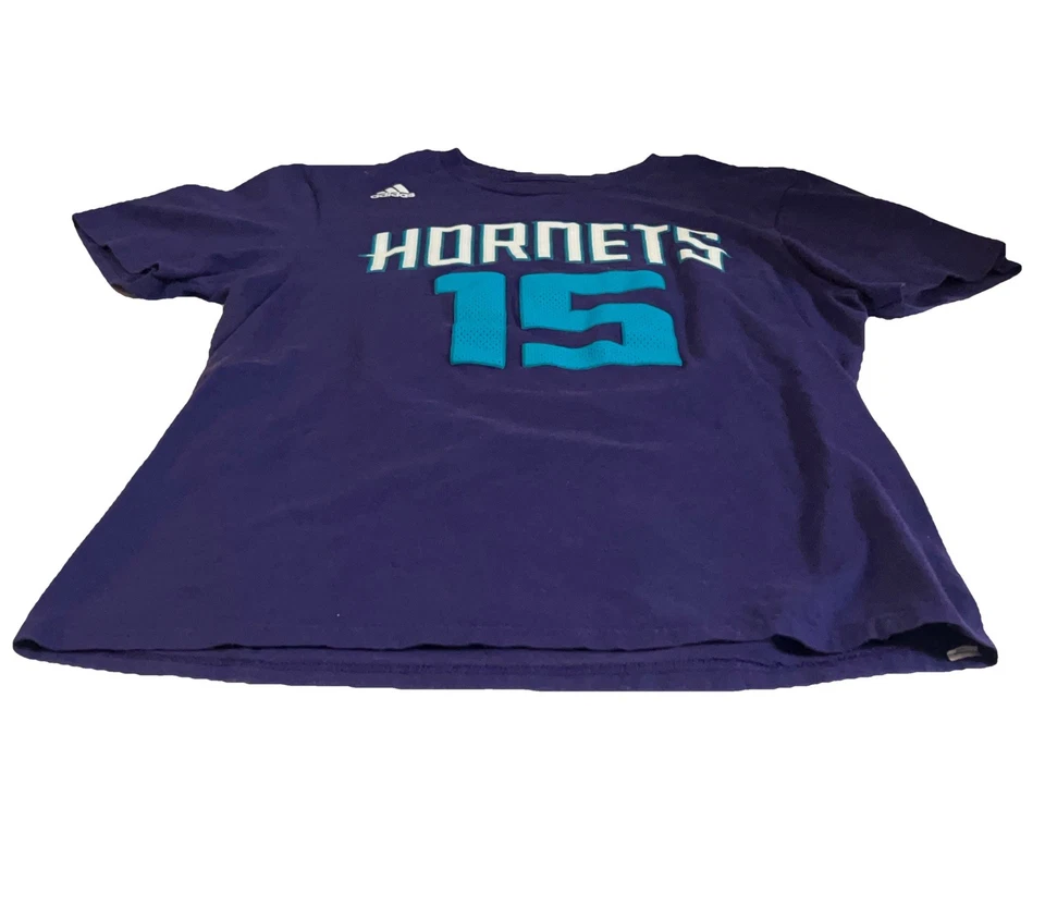 Camiseta deportiva púrpura mediana para hombre Kemba Walker Charlotte Hornets #15 RARA  Foto 1 de 2