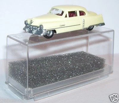 Micro Praline Ho 1/87 Cadillac 54 Caddy Limousine Gialla Crema IN Box - Immagine 1 di 4