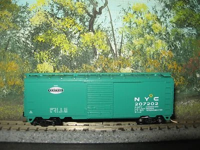 BLW N SCALE #1032 40' BOXCAR NYC #207202 JADE GREEN COLLECTOR SERIES - Image 1 of 3