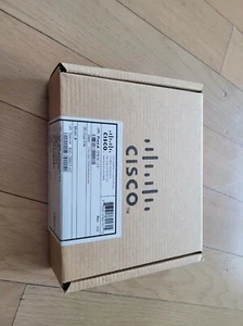 Cisco HWIC-2T 2 Port Interface Card - Picture 1 of 2