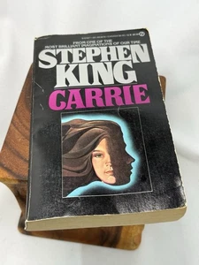 Carrie, Stephen King, PB Signet 1st Edition Later Print Run, April 1975 - Imagen 1 de 4