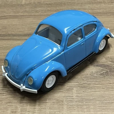 Coche de metal prensado azul Tonka Volkswagen Beetle Bug 52680 años 60 Foto 1 de 4