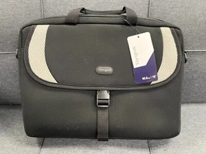 Targus Sport 16" Laptop Sleeve #CVR200-90 Neoprene Black Brand-New - Picture 1 of 3