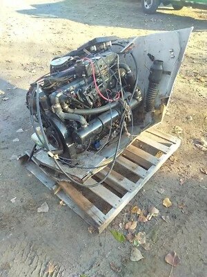 Mercruiser 470 ENGINE OUTDRIVE TRANSOM ASSEMBLY GUAGES STEERING 170 HP - Image 1 of 4