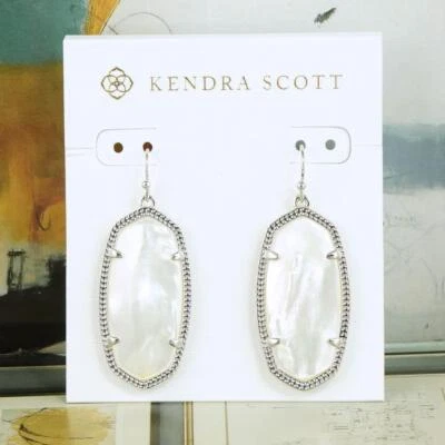 Pendientes Kendra Scott Elle perlas marfil tono plata nuevos sin etiquetas Foto 1 de 4