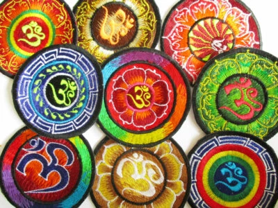 Aufnäher PATCH OM Aum Mandala Lotos Blume Nepal Indien Goa Hippie Regenbogen psy