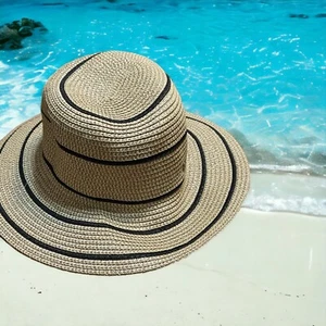 Jones New York Straw Hat Black Natural Silver Thread Floppy Cruise Resort NWT - Picture 1 of 6