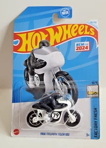 Hot Wheels Error 2024 Factory Fresh 1966 Triumph Tiger 100 W/ Black Front Wheel - Picture 1 of 4