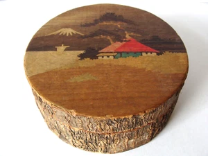 Vintage JAPANESE Wood bark TRINKET BOX Round Mount Fuji Souvenir 10 cm 4" across - Picture 1 of 6